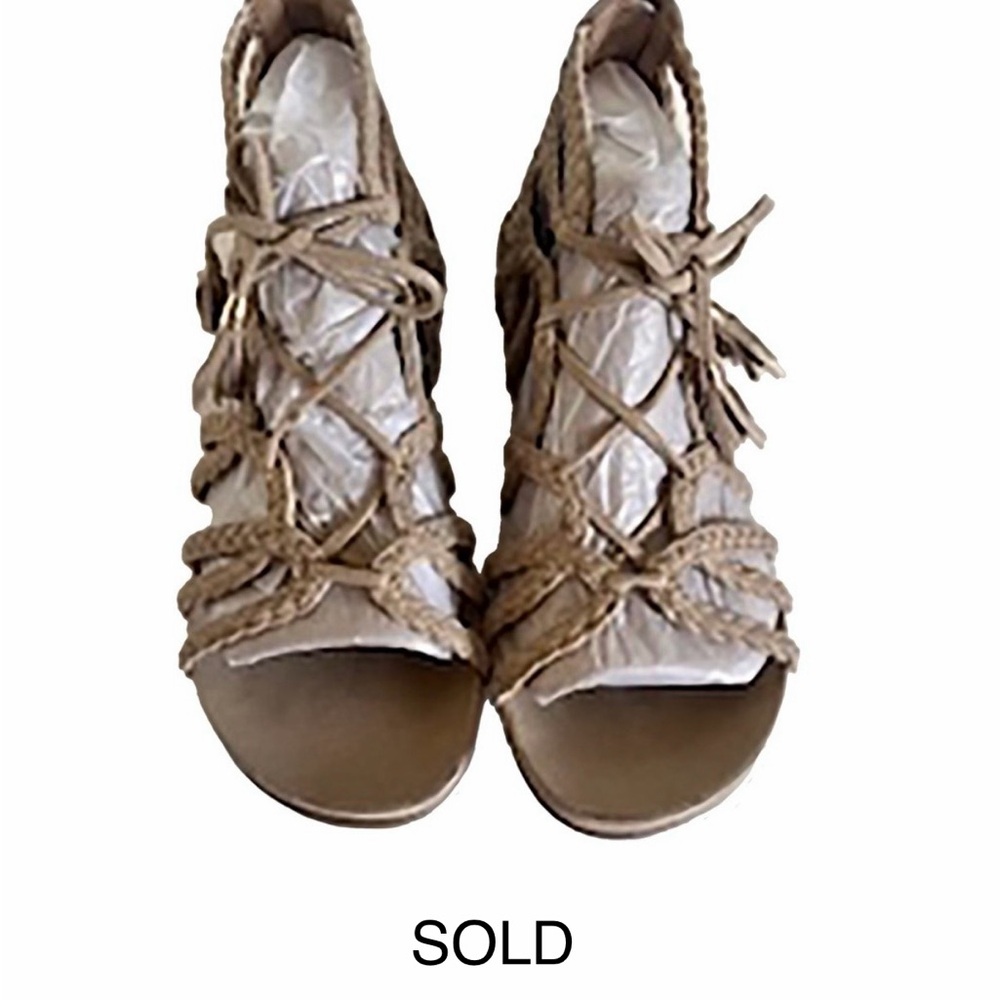 Kenneth Cole REACTION “Slim Loop” braided Sandals